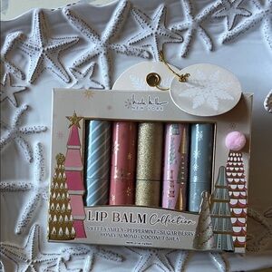 NWT Nicole Miller Festive Lip Balm Set